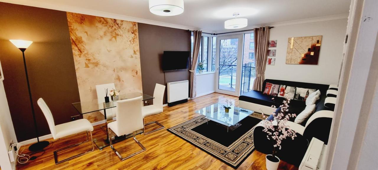 Double King Suite, Canary Wharf Waterfront London Exterior photo