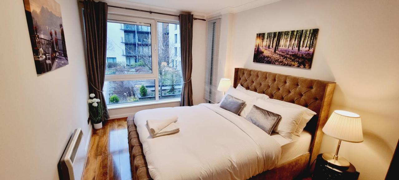 Double King Suite, Canary Wharf Waterfront London Exterior photo
