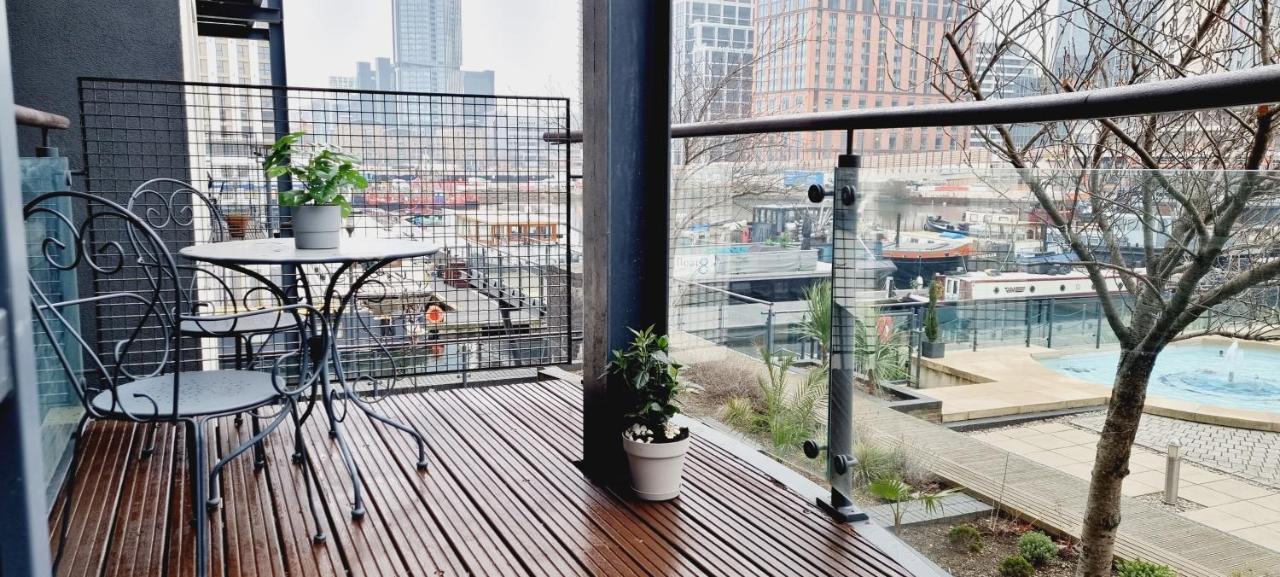Double King Suite, Canary Wharf Waterfront London Exterior photo